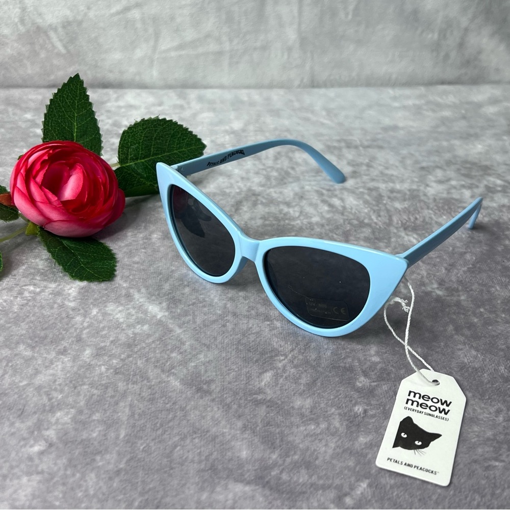 Petals and Peacocks Retro Cat Eyes Sunglasses